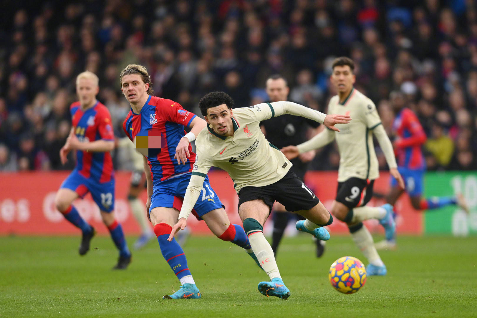 他在场上的 他在场上的